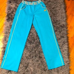 cute nike joggers 💕